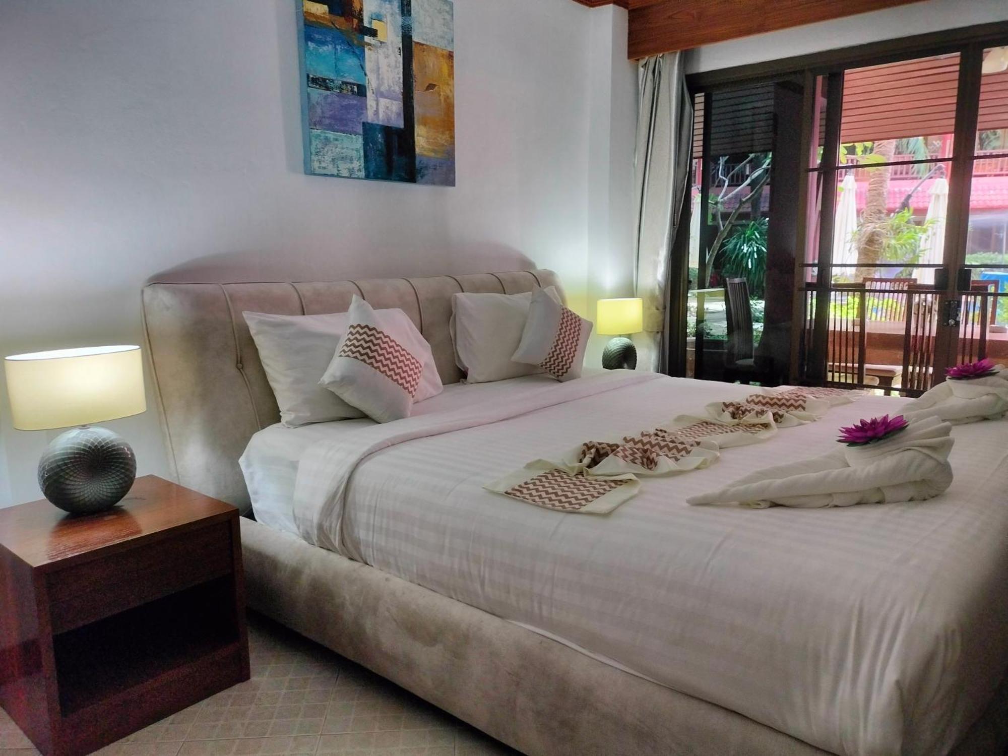 Sai Rougn Apartment Patong Exteriér fotografie