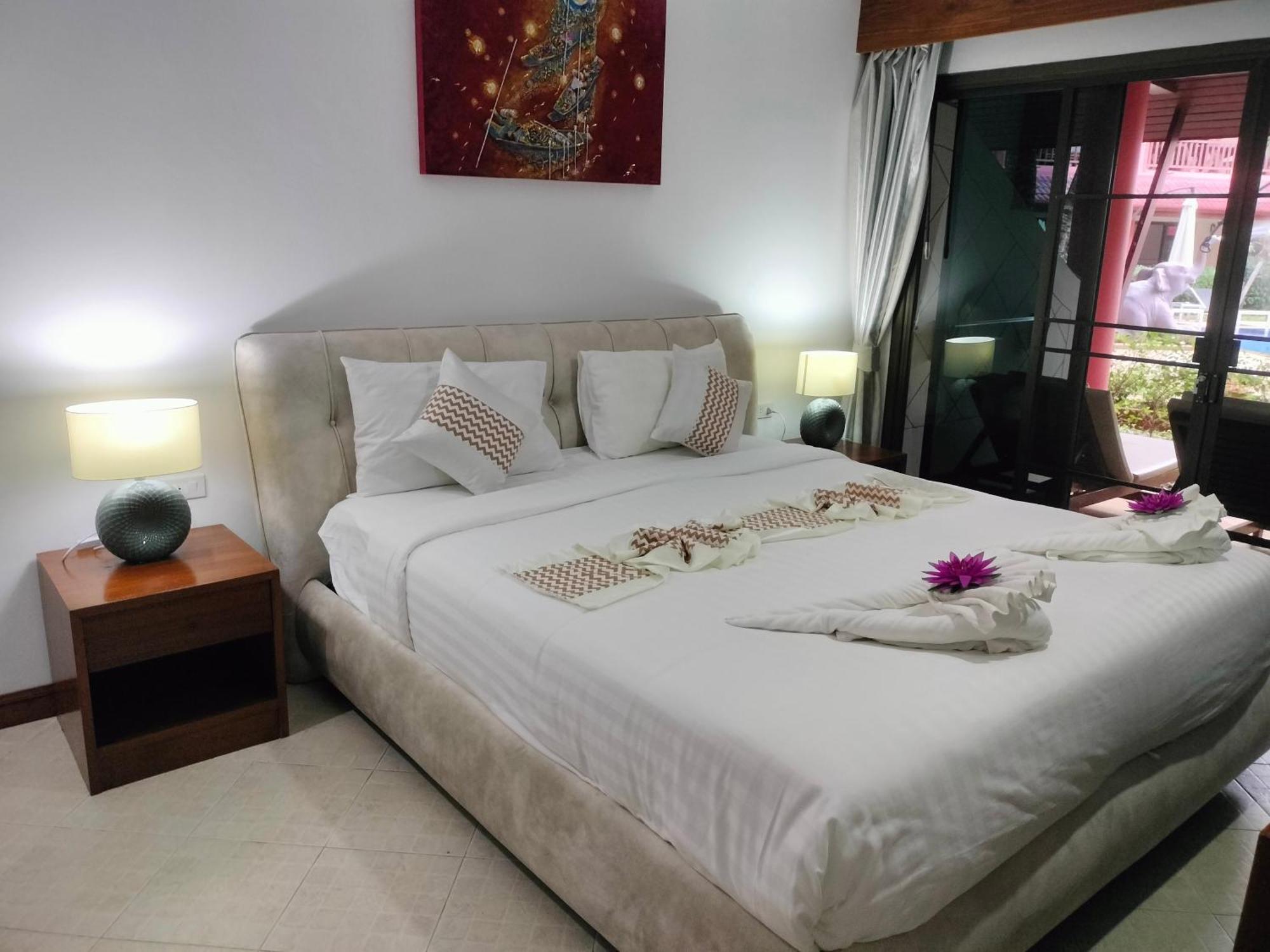 Sai Rougn Apartment Patong Exteriér fotografie