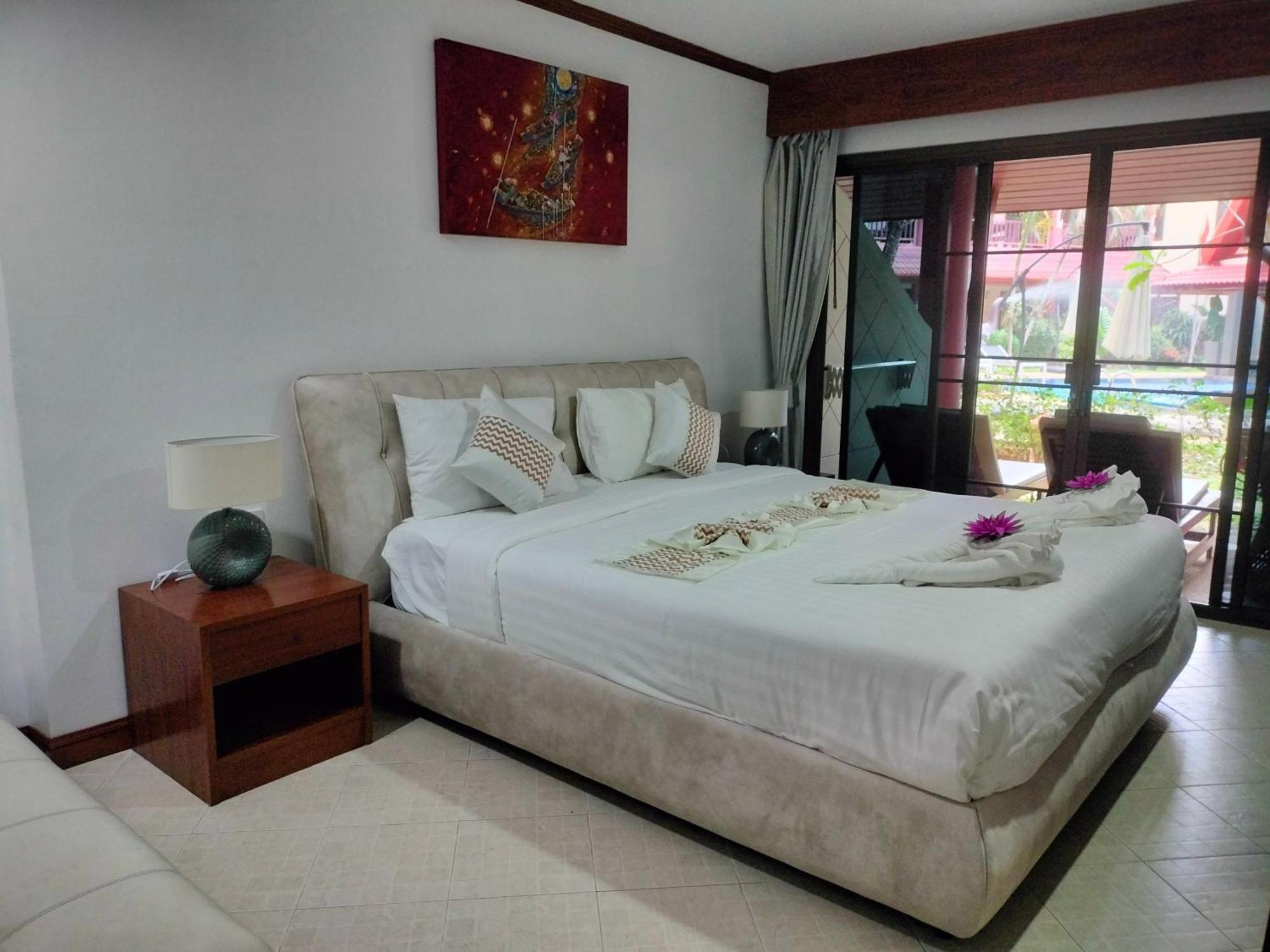 Sai Rougn Apartment Patong Exteriér fotografie