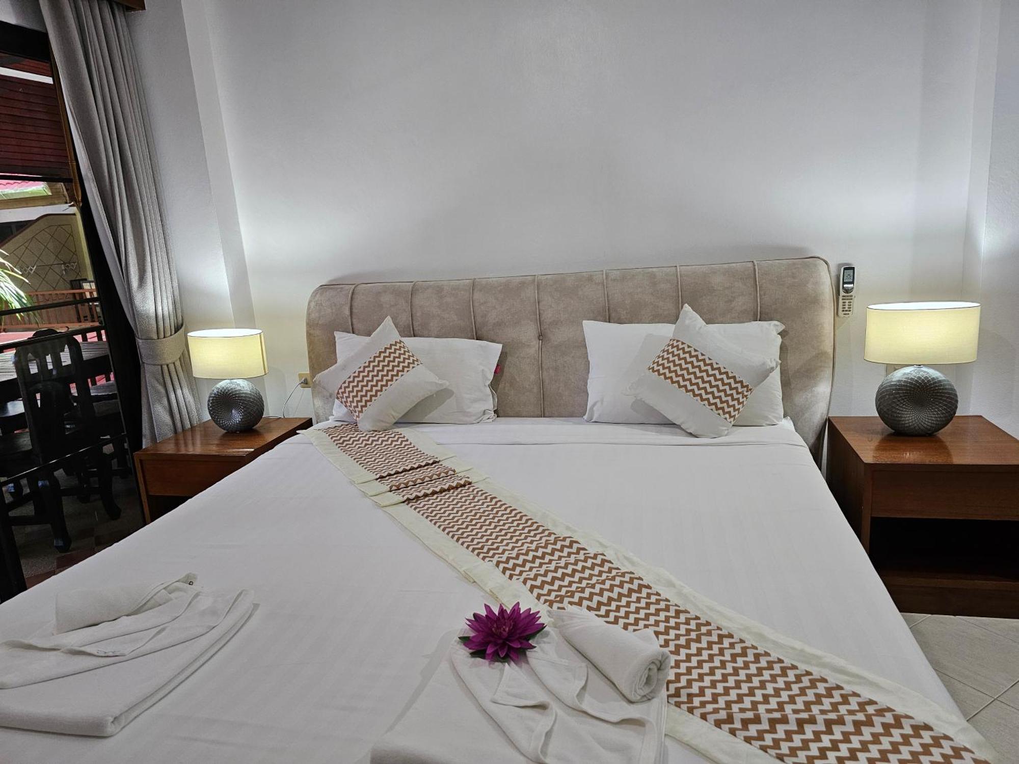 Sai Rougn Apartment Patong Exteriér fotografie